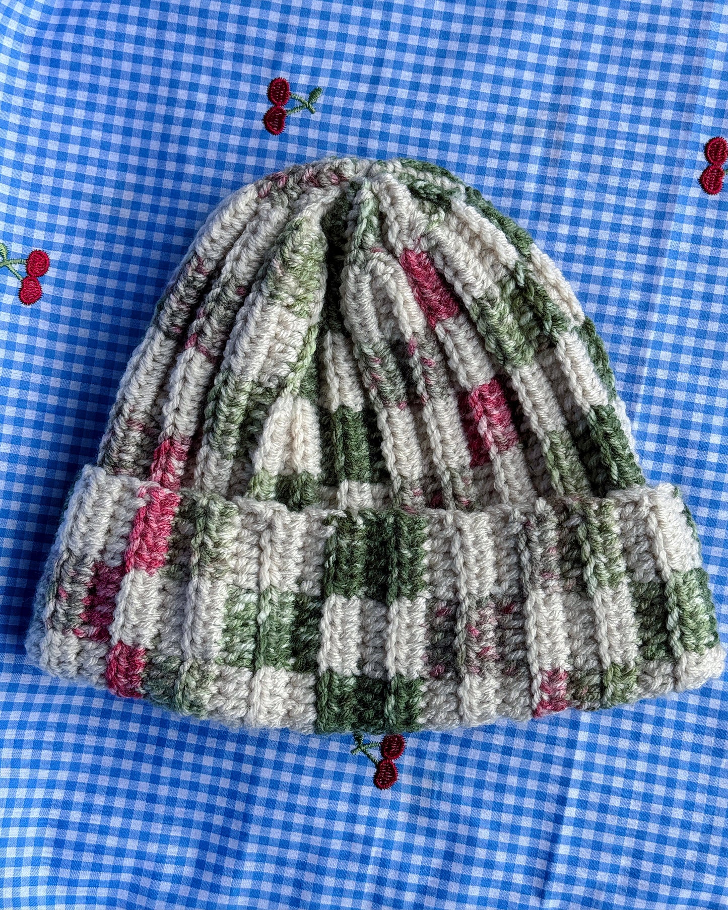 Checkmate - Checkered Beanie katnaps and crafts