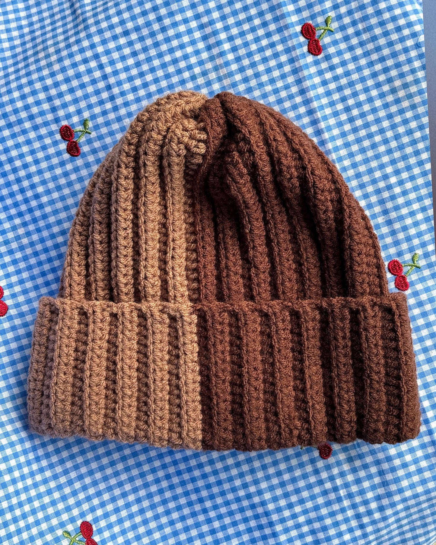 Half Moon - Split Beanie katnaps and crafts